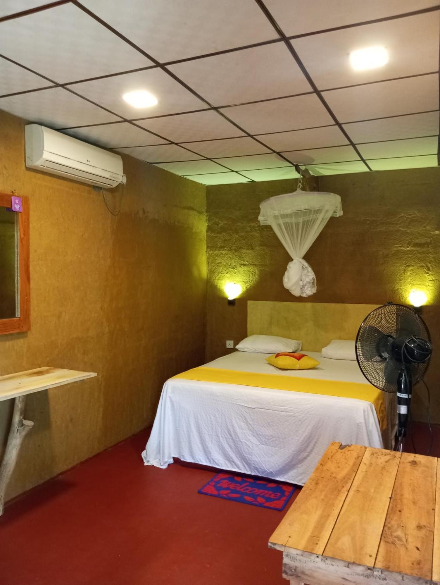 Nature Lovers Safari & Villa Udawalawe Room photo