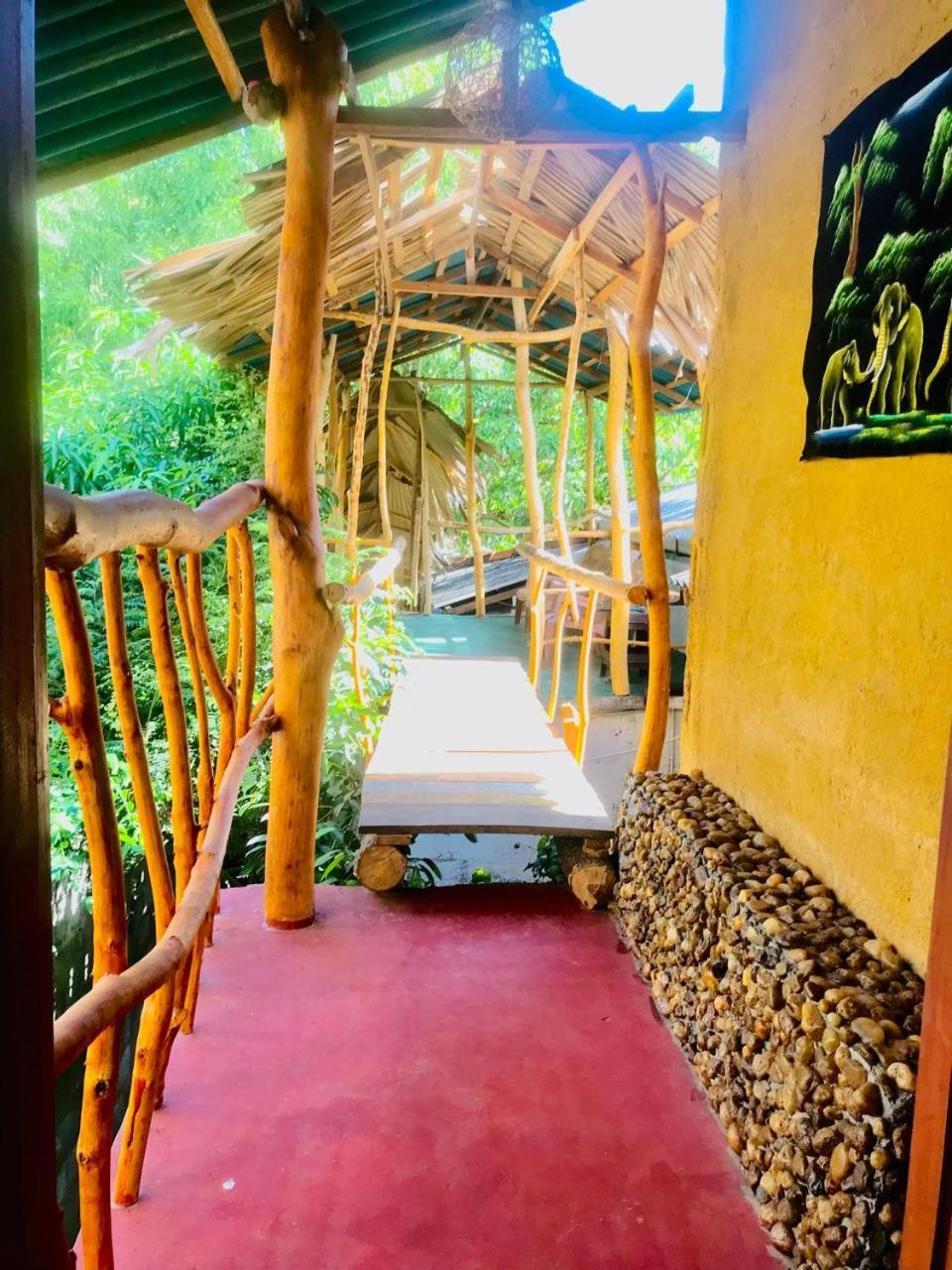 Nature Lovers Safari & Villa Udawalawe Exterior photo